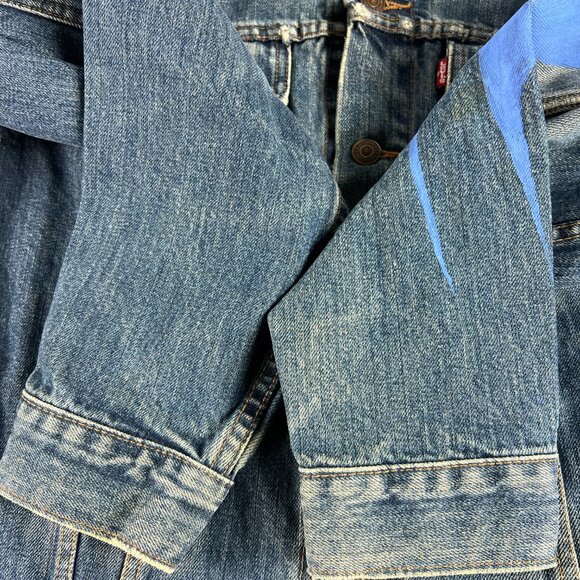 Y2K Levi's Jean Jacket Medium Blue Faded Trucker DIY Blue Tribal Sleeve Denim - Picture 4 of 16